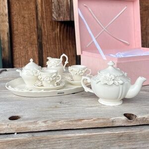 Delton Porcelain Mini Tea Set w/ Tray — Cream Appliqué Roses • New in Box